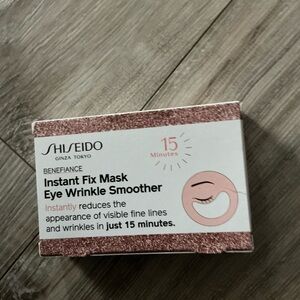 NIB Shiseido Instant Fix Mask Eye Wrinkle Smoother